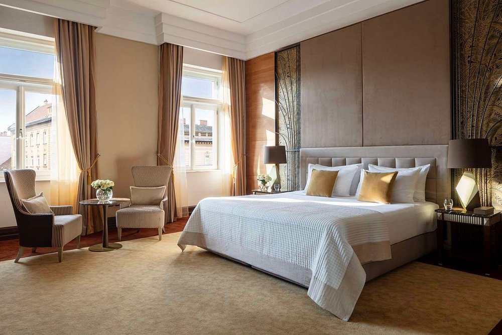 Anantara New York Palace Budapest view 3