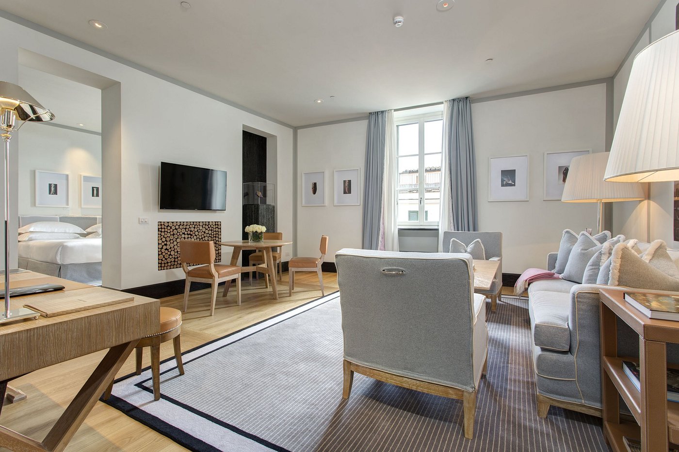 Portrait Roma view 4