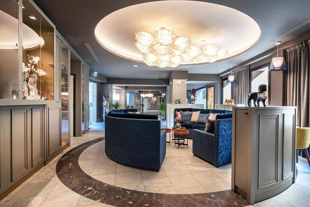 Palazzo Doglio, Sardinia view 2