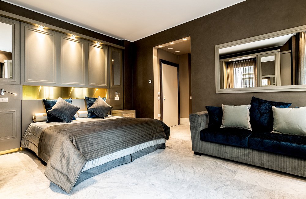 Palazzo Doglio, Sardinia view 4