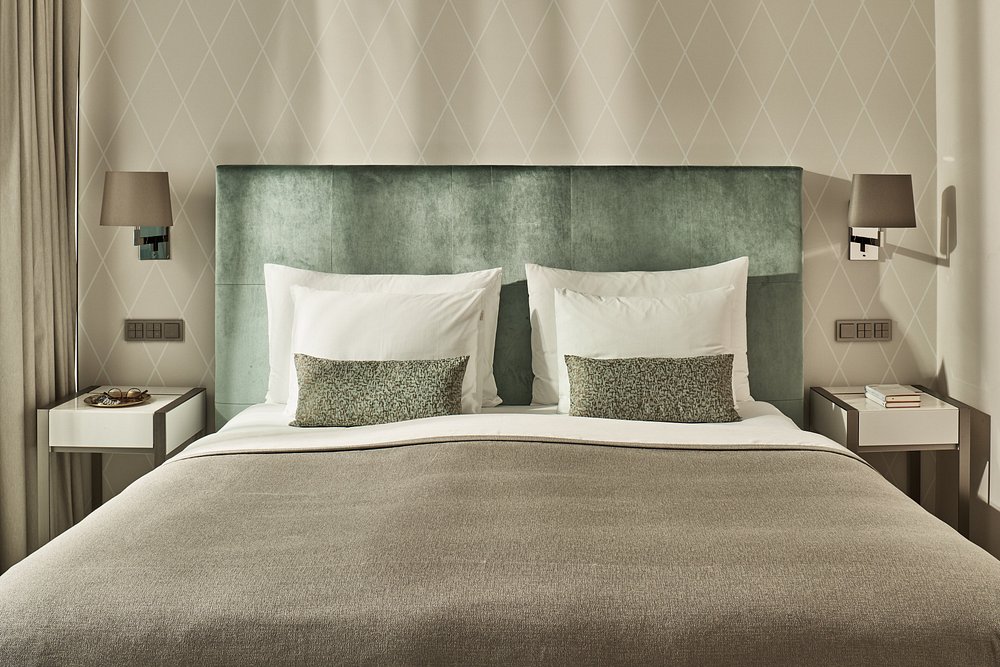 The Fontenay Hamburg view 3