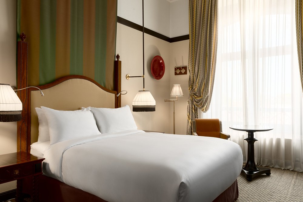 Hotel Des Indes view 3