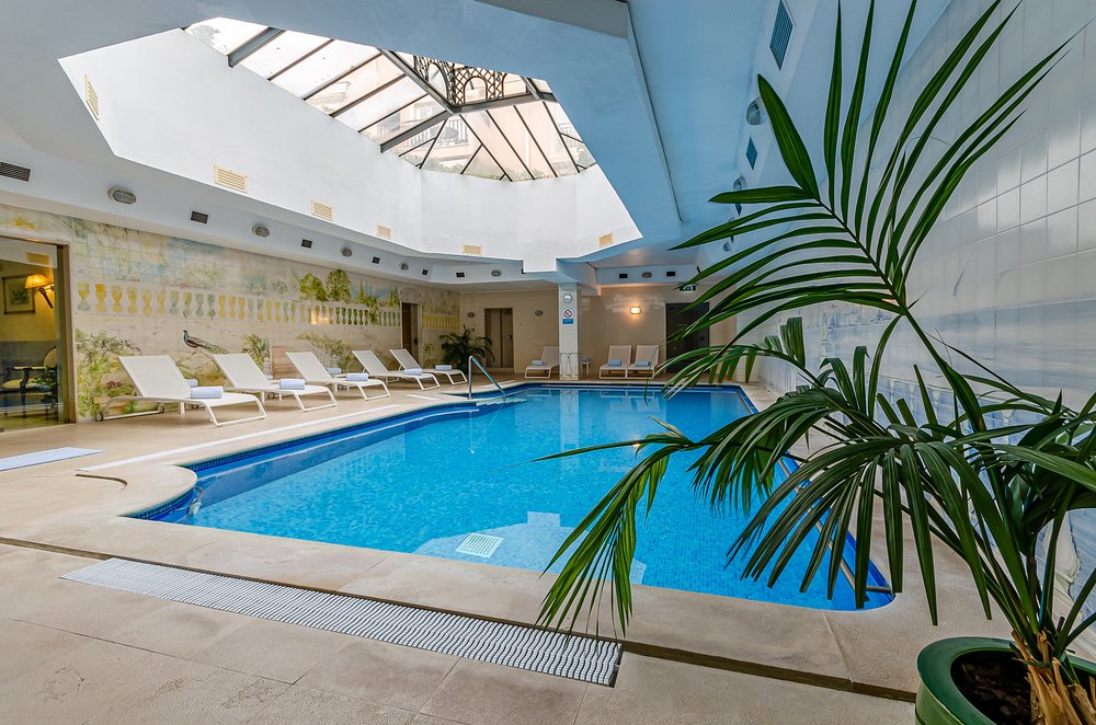 Olissippo Lapa Palace view 5