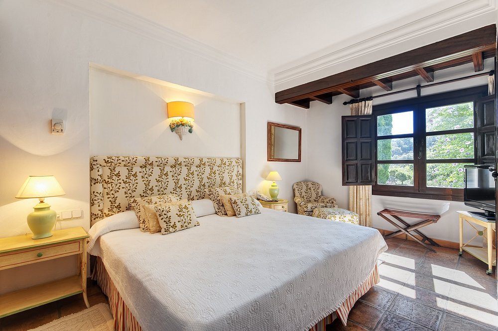 La Bobadilla, A Royal Hideaway Hotel view 3