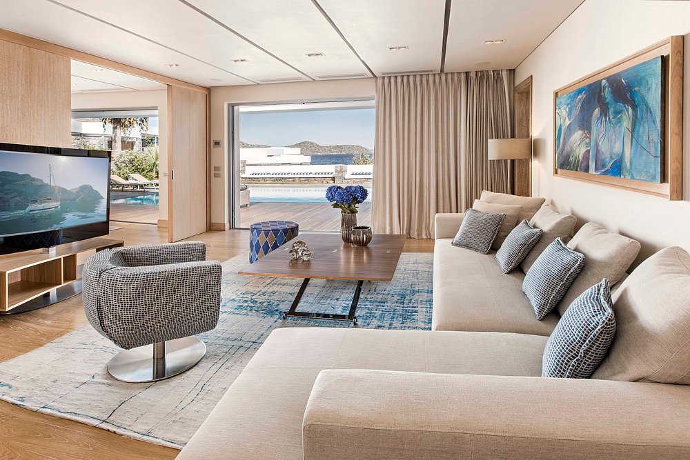 Elounda Beach Hotel & Villas view 4