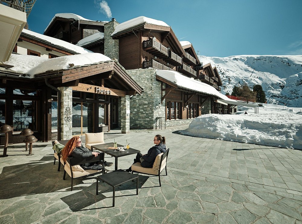 Riffelalp Resort 2222m view 2