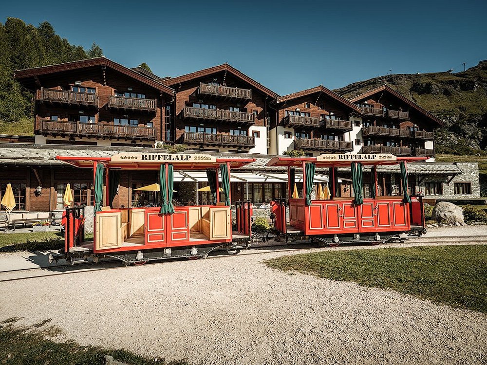 Riffelalp Resort 2222m view 6