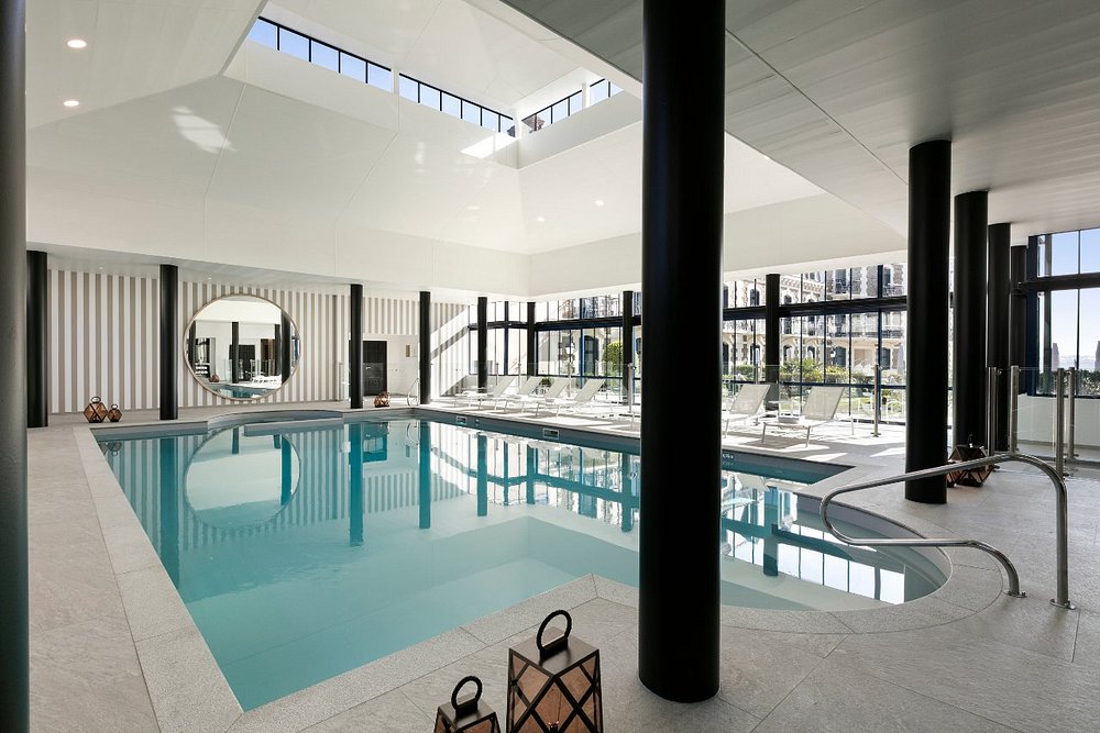 Hôtel Barrière Le Grand Hôtel Dinard view 5