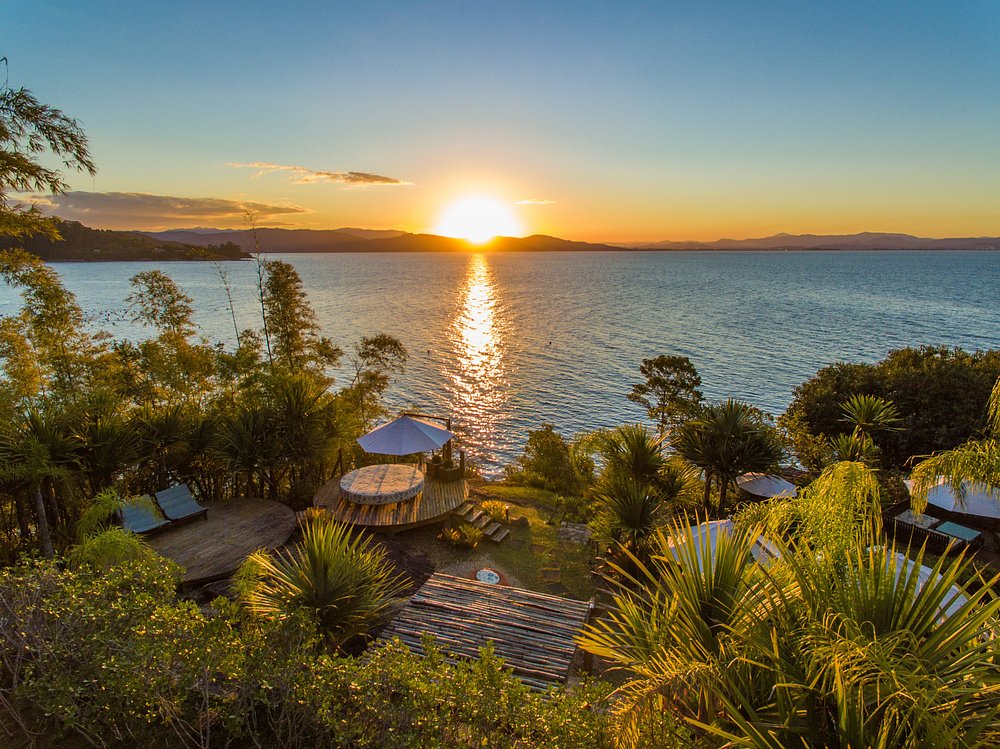 Ponta Dos Ganchos Exclusive Resort