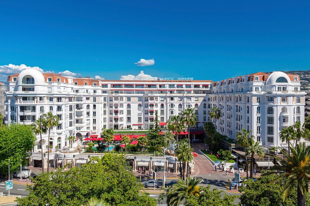 Hotel Barrière Le Majestic Cannes view 2