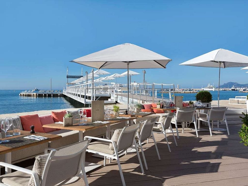 Hotel Barrière Le Majestic Cannes view 6