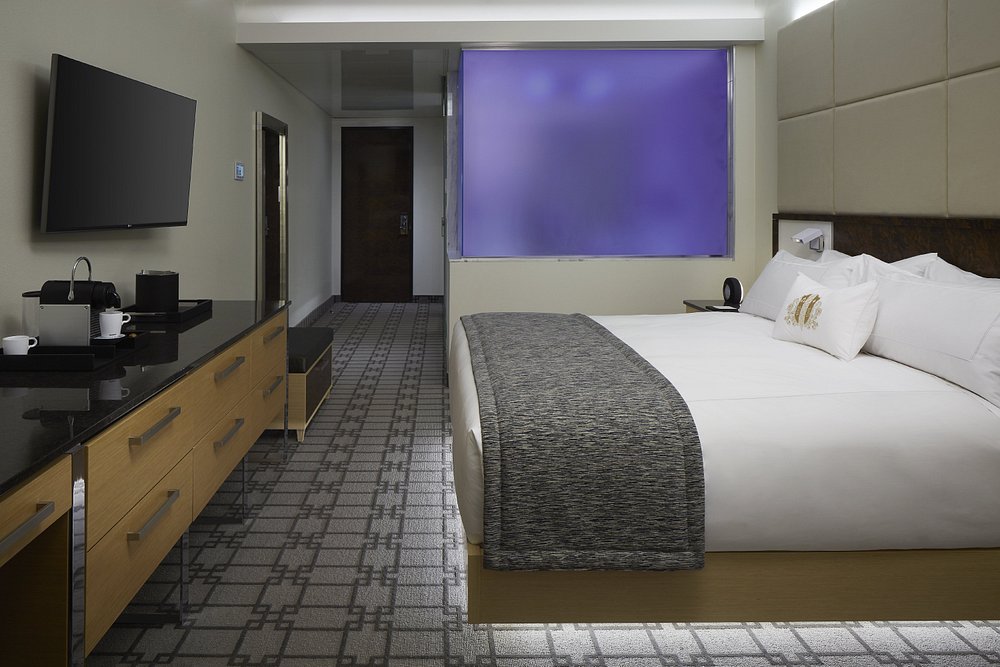 Le Mount Stephen view 3