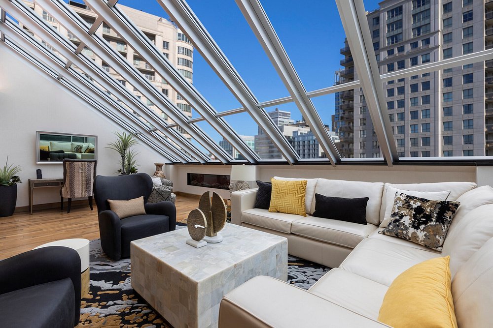 Le Mount Stephen view 4