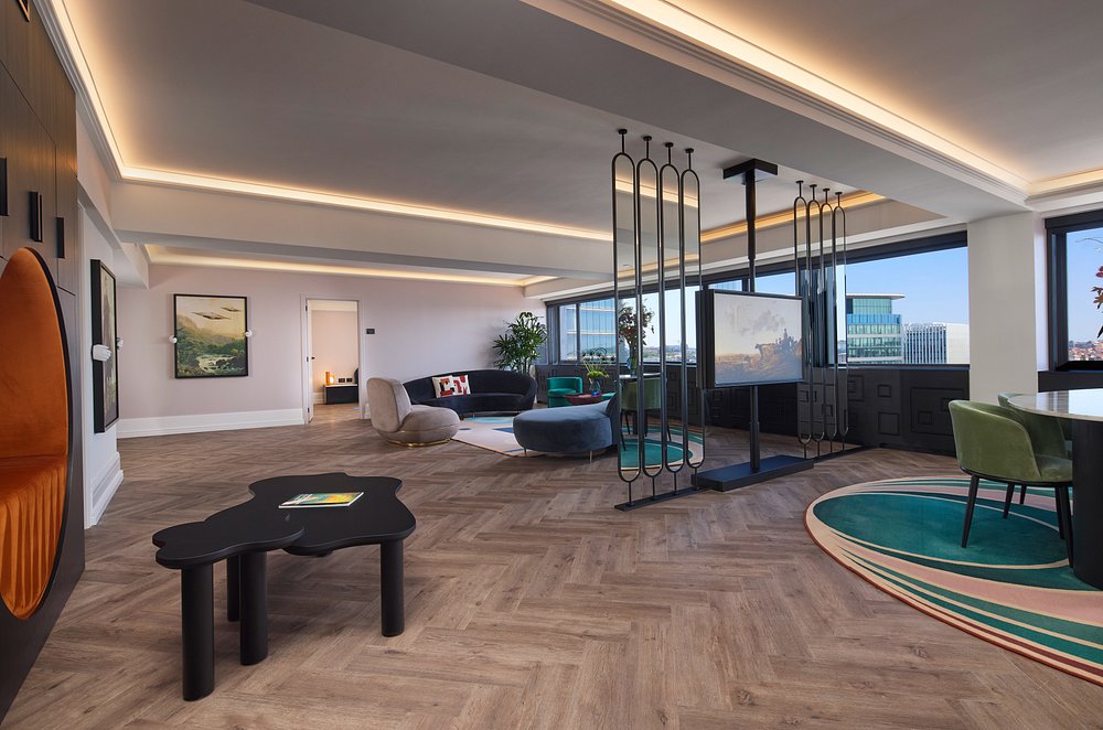 Cardo Brussels, Autograph Collection view 4