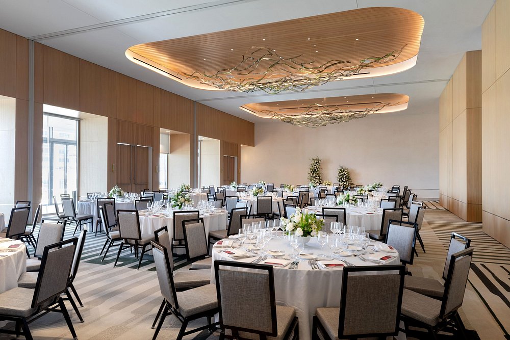 HALL Park Hotel, Autograph Collection view 5