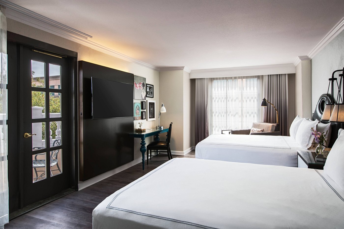 The Lindy Renaissance Charleston Hotel view 3