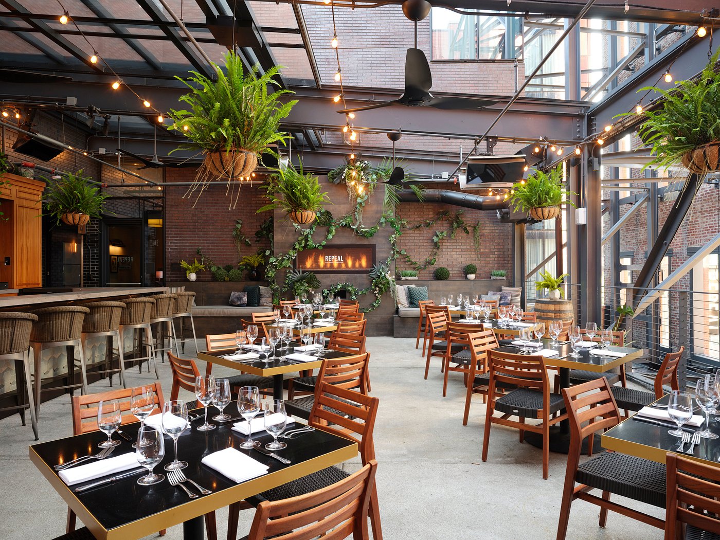 Hotel Distil, Autograph Collection view 5