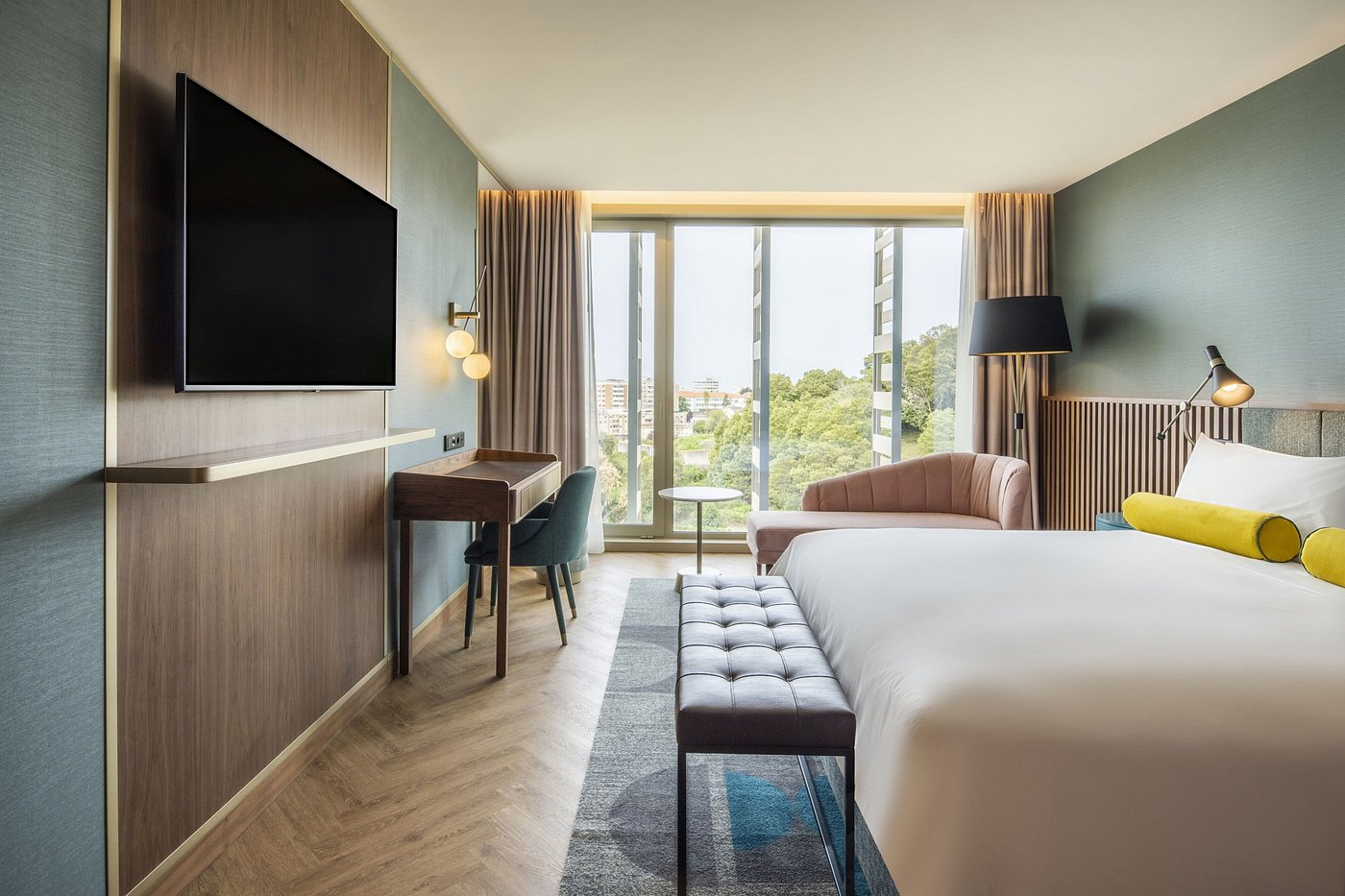 Renaissance Porto Lapa Hotel view 3