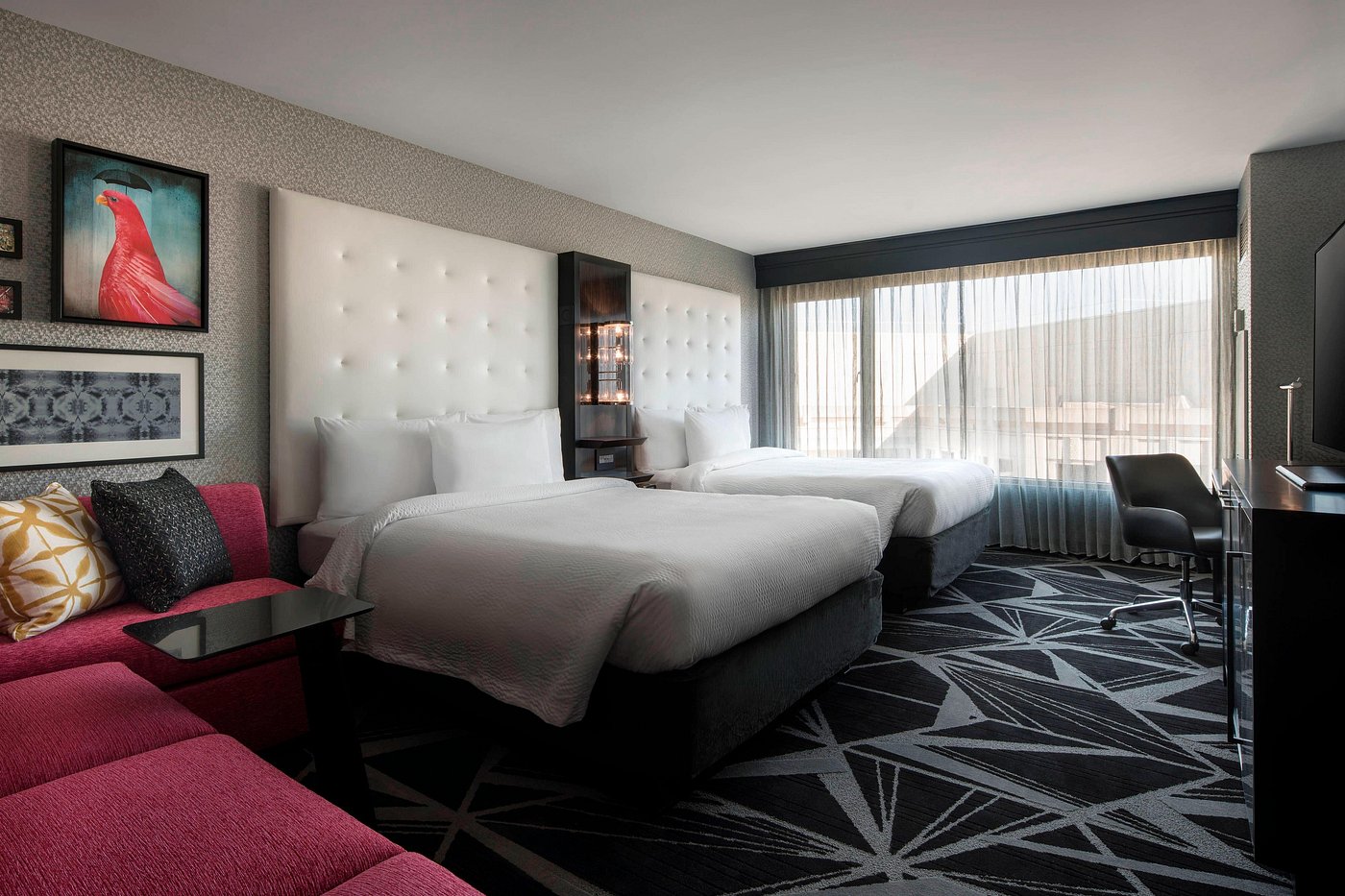 The Clancy, Autograph Collection view 3