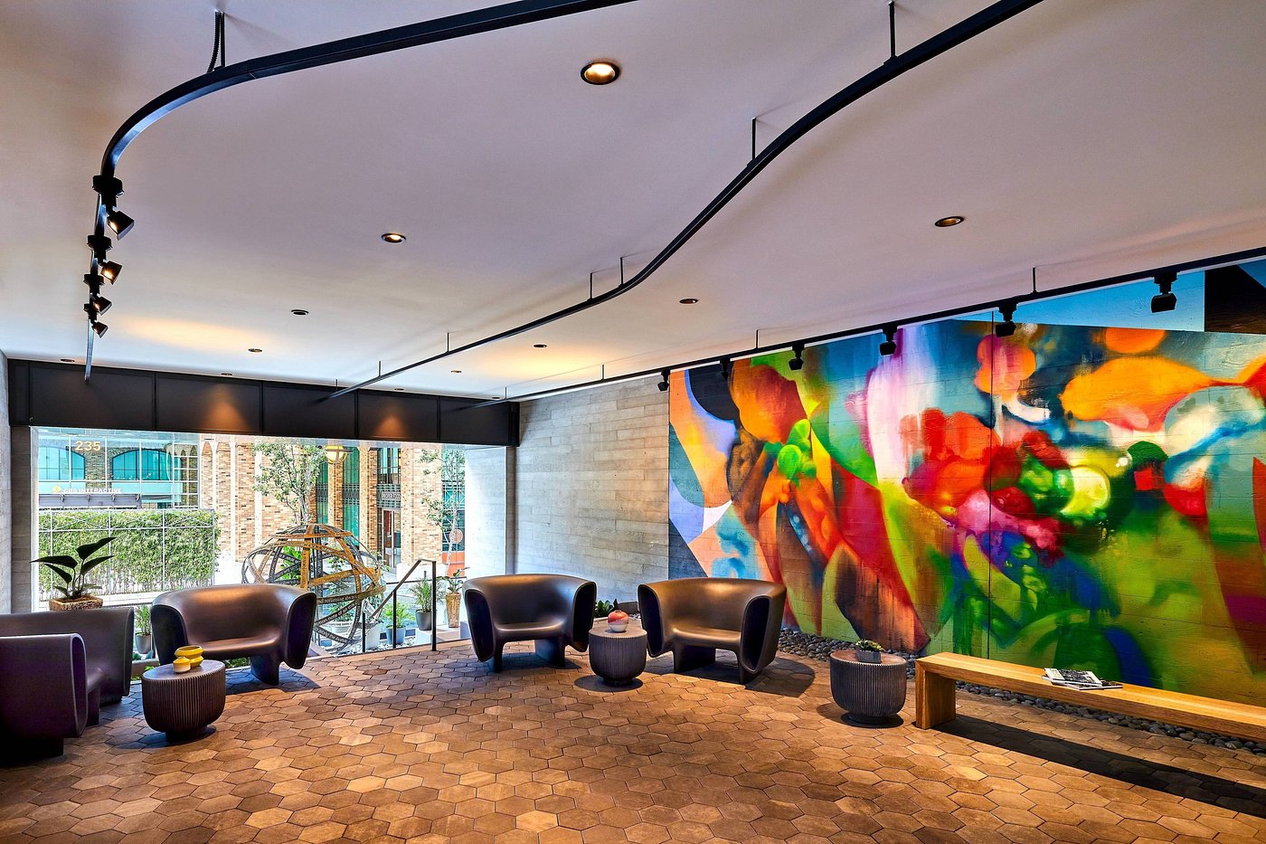 The Clancy, Autograph Collection view 5