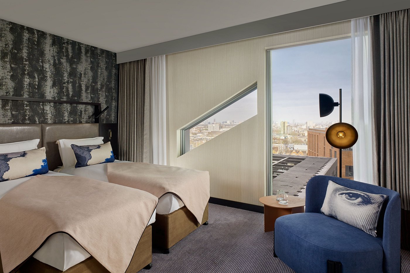 Montcalm East, Autograph Collection view 3