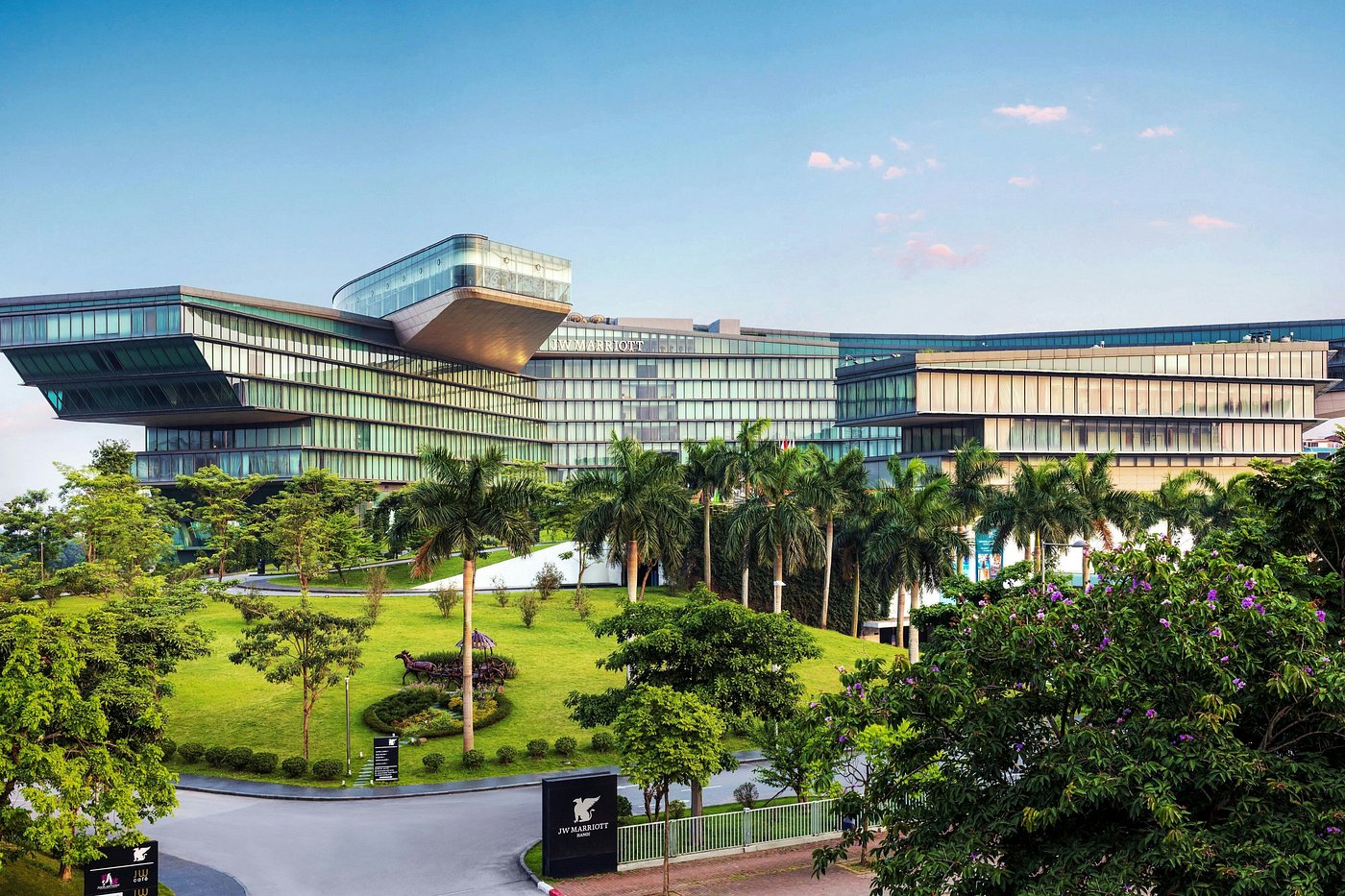 JW Marriott Hotel Hanoi