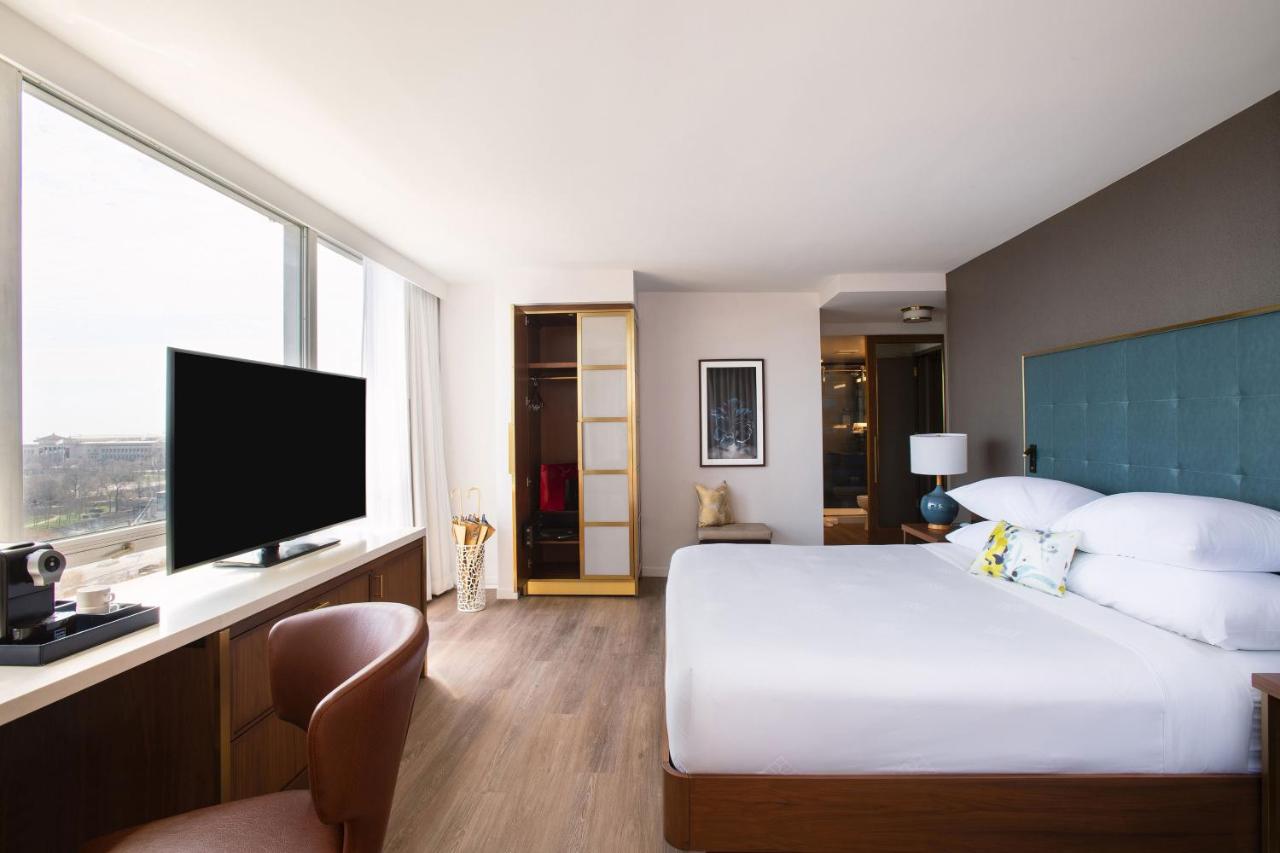 Le Méridien Essex Chicago view 4