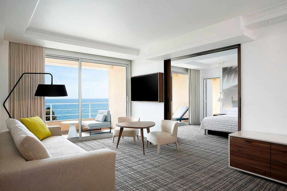 Le Méridien Beach Plaza view 4