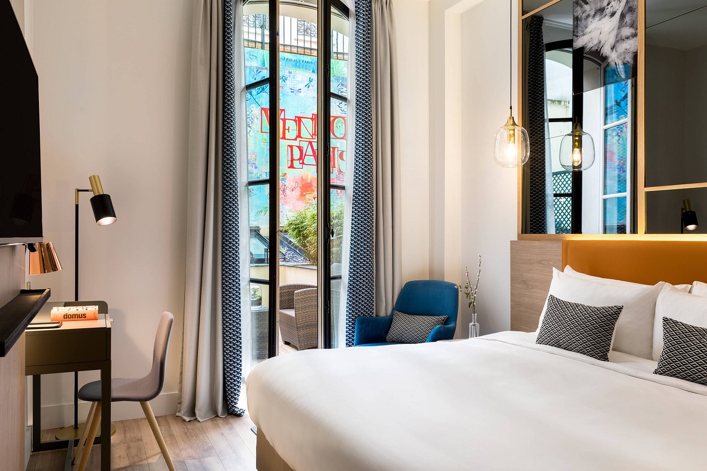 Renaissance Paris Vendome Hotel view 3