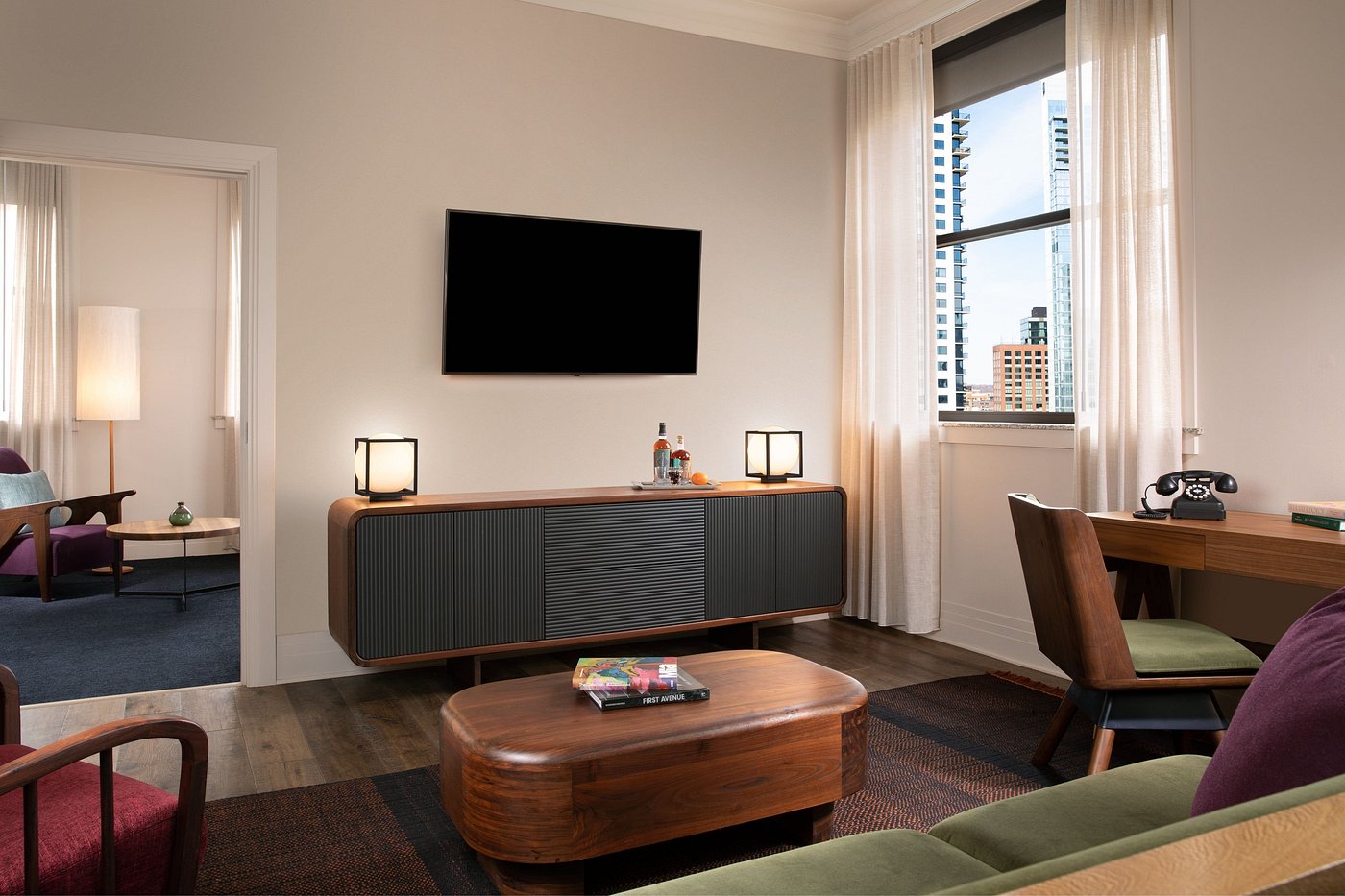 Emery, Autograph Collection view 4