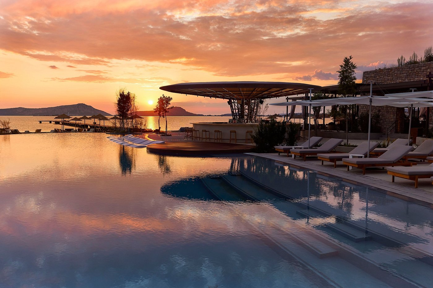 W Costa Navarino view 5