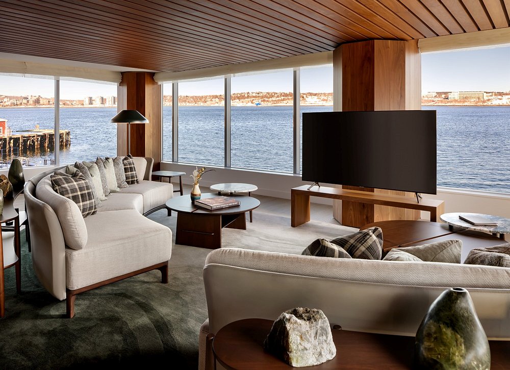 Muir, Autograph Collection view 4