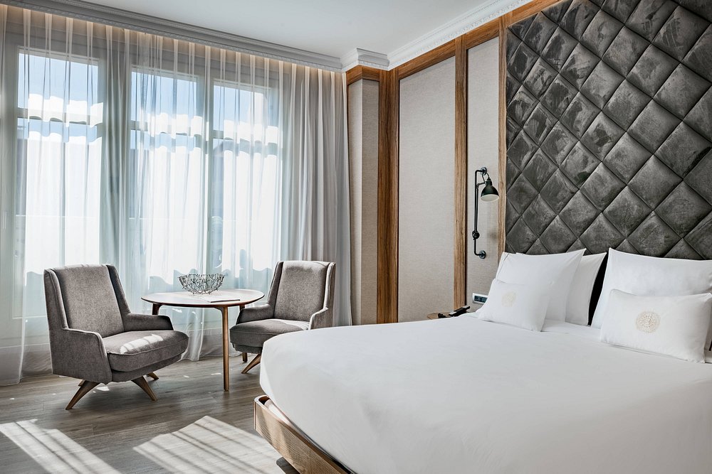 Circulo Gran Via, Autograph Collection view 3