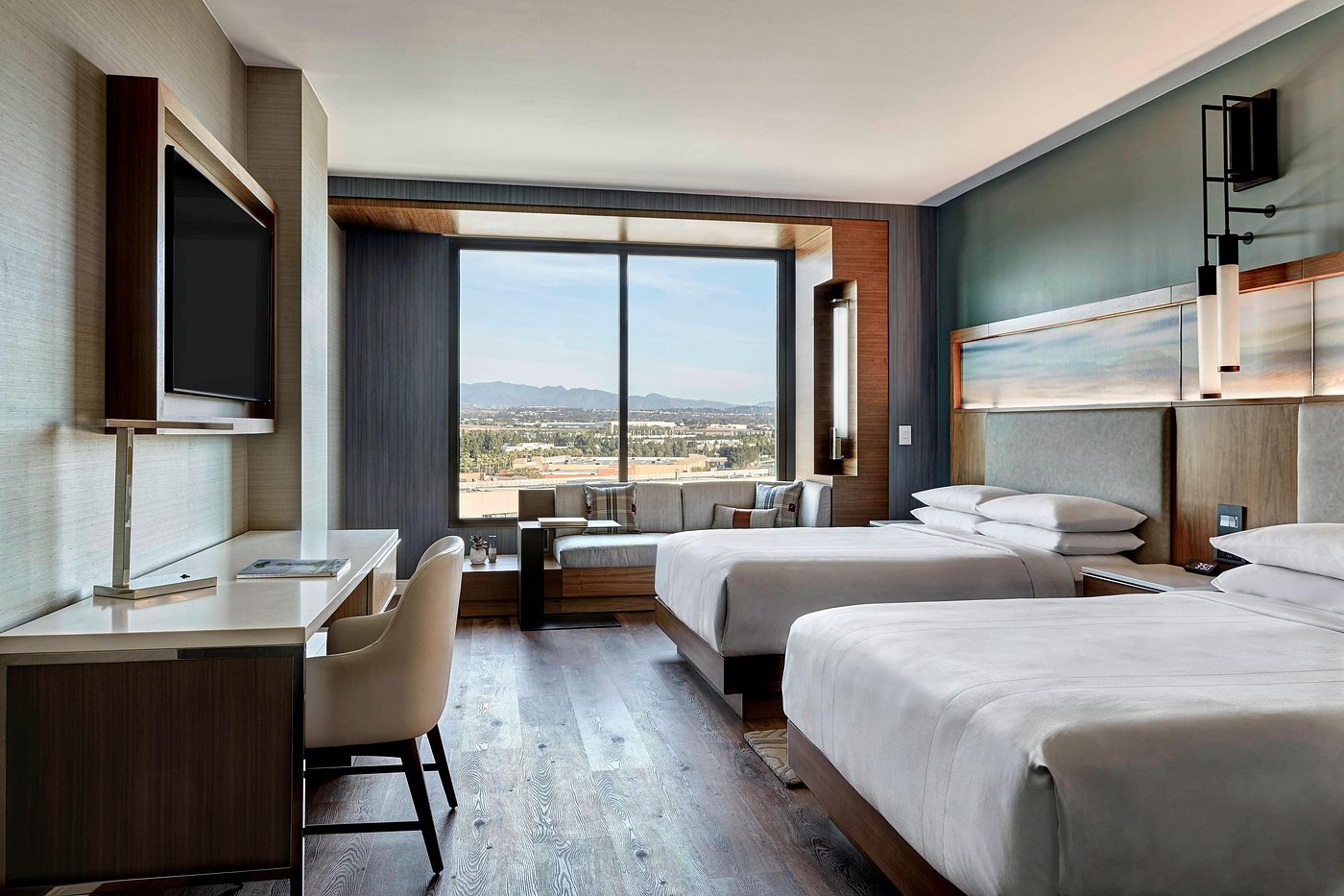 Marriott Irvine Spectrum view 3