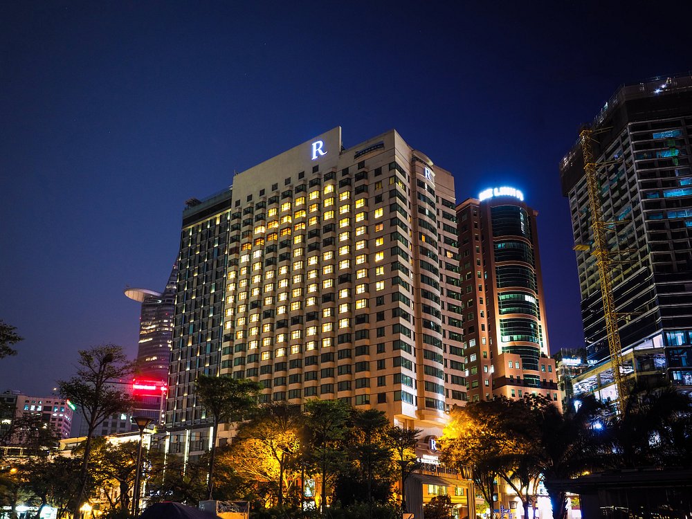 Renaissance Riverside Hotel Saigon