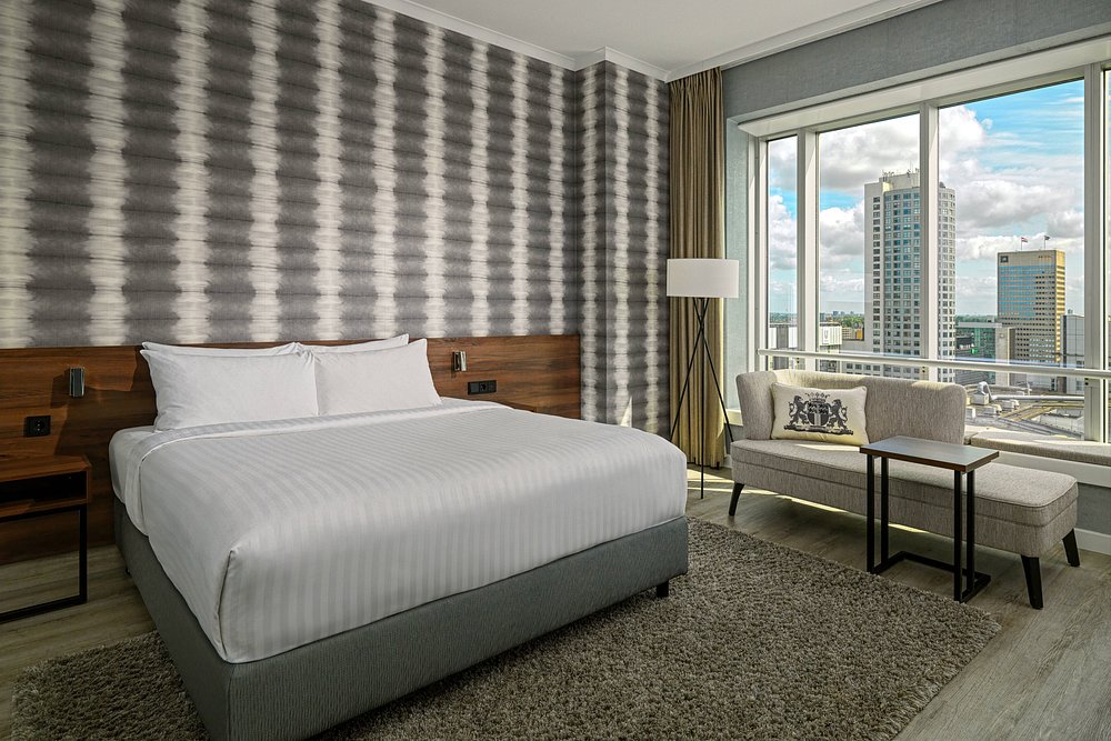 Rotterdam Marriott Hotel view 3