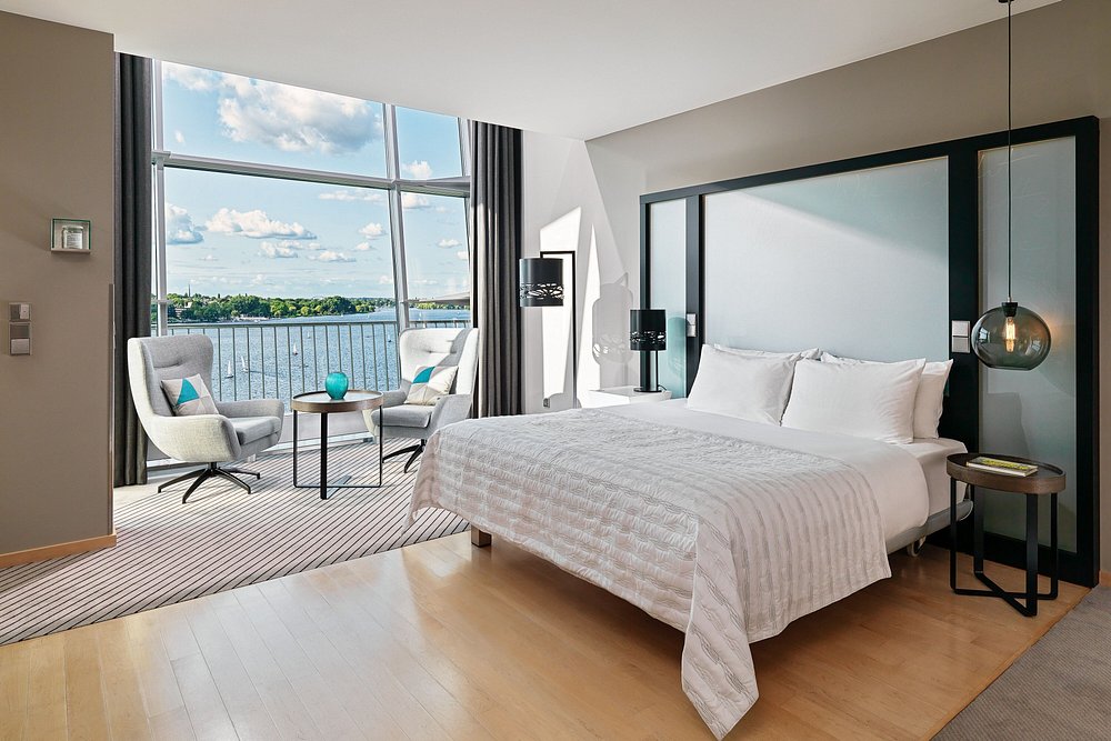 Le Méridien Hamburg view 3