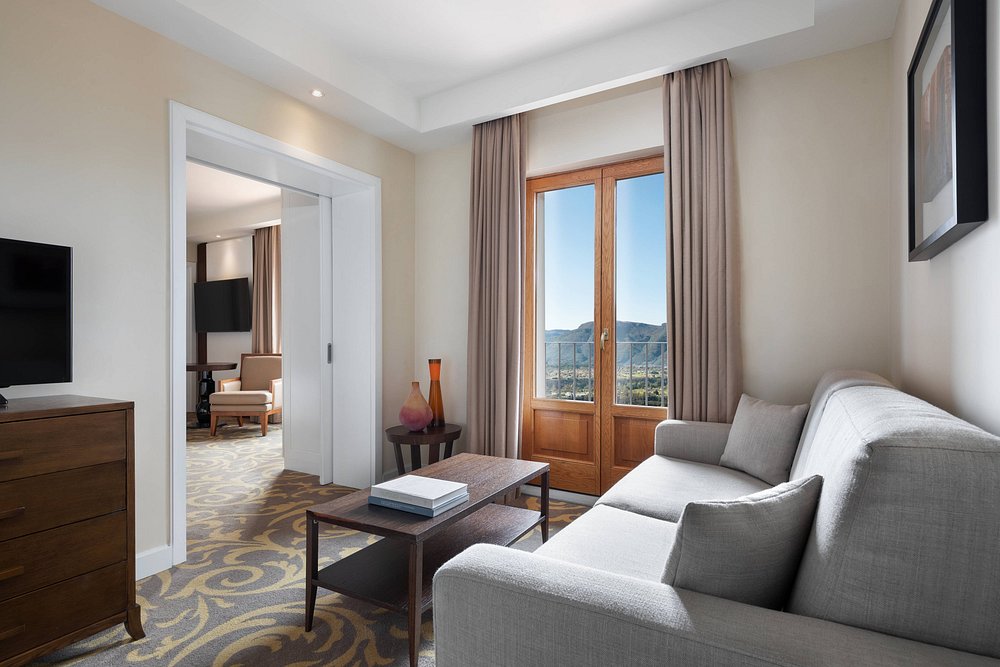 Renaissance Tuscany Il Ciocco Resort & Spa view 4