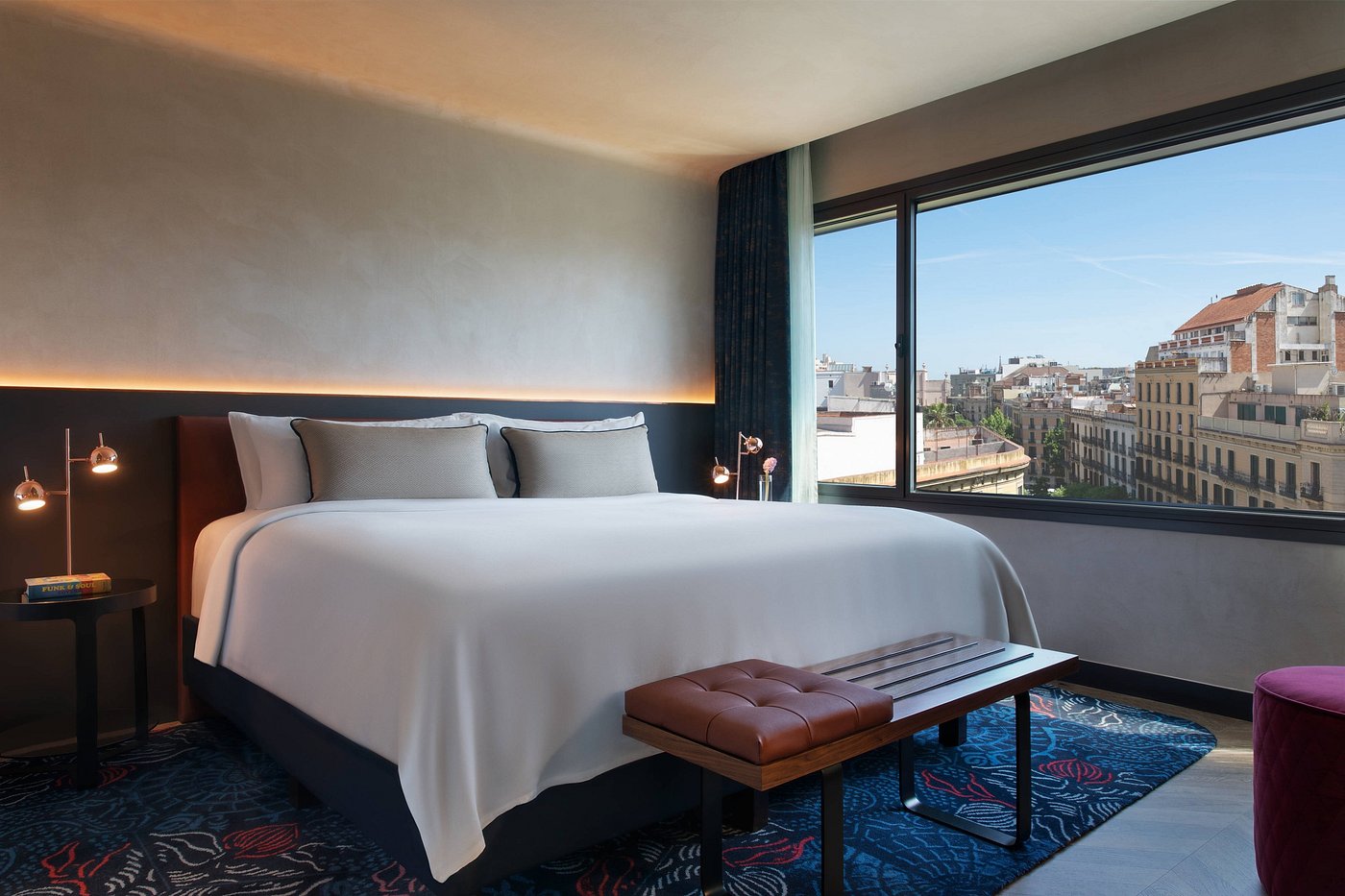 Renaissance Barcelona Hotel view 3