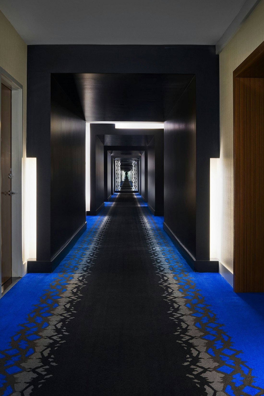 W Dallas - Victory view 2