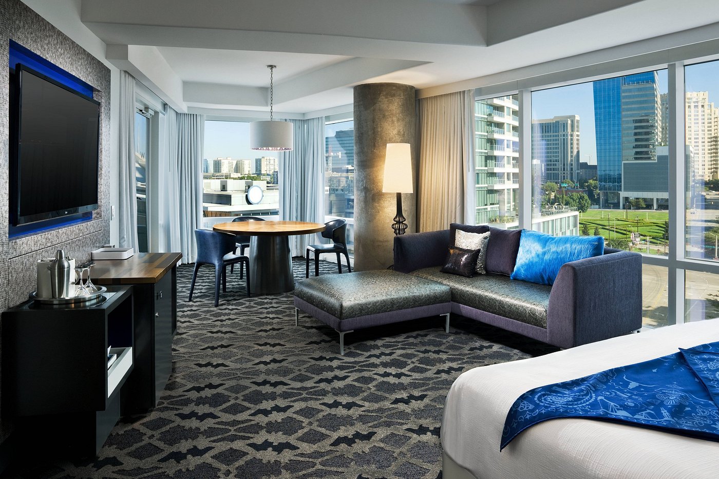 W Dallas - Victory view 4