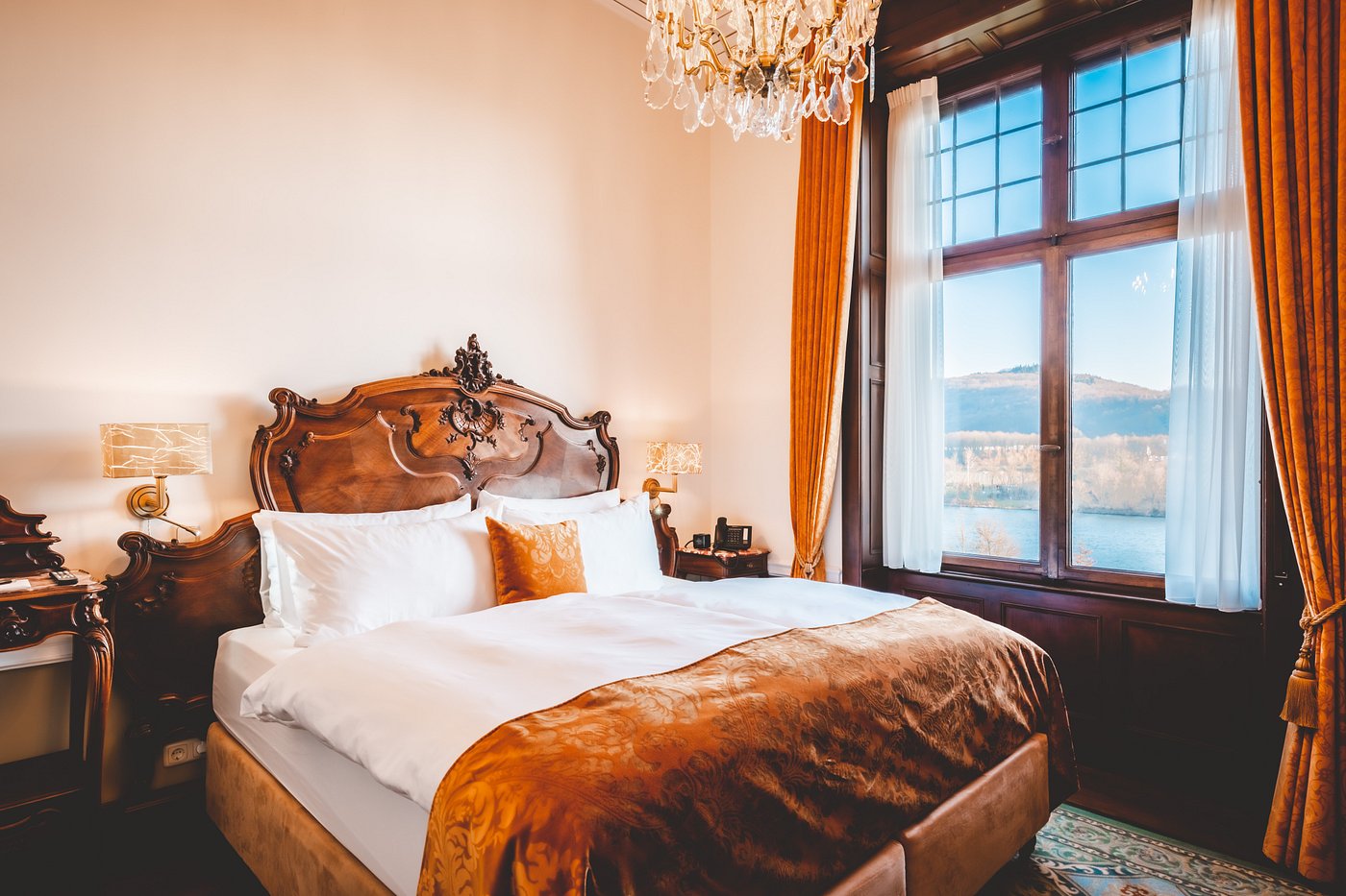 Schloss Lieser, Autograph Collection view 3