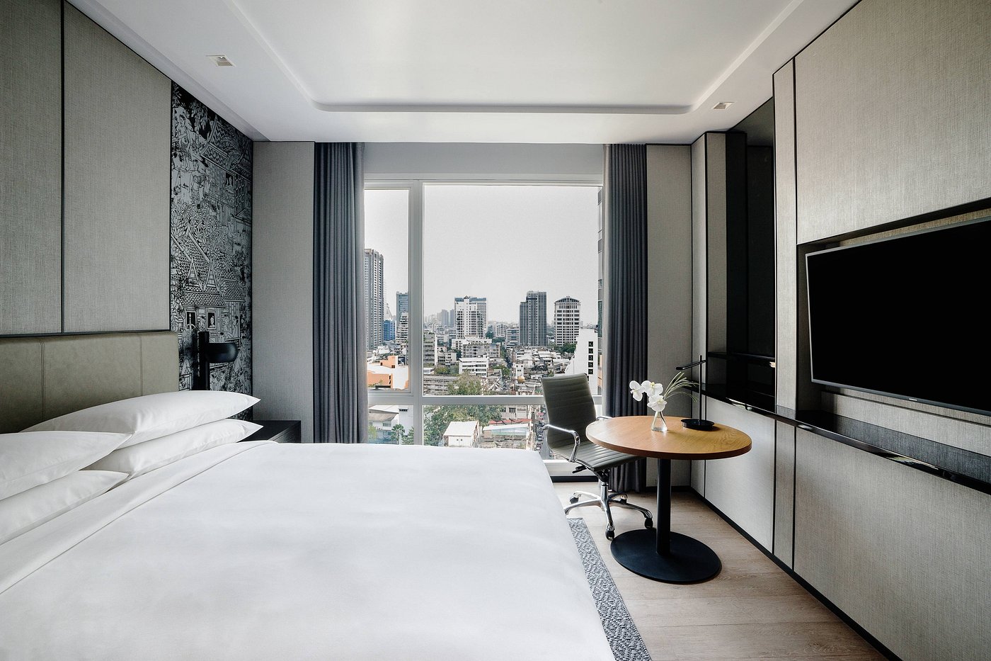 Bangkok Marriott Hotel The Surawongse view 3