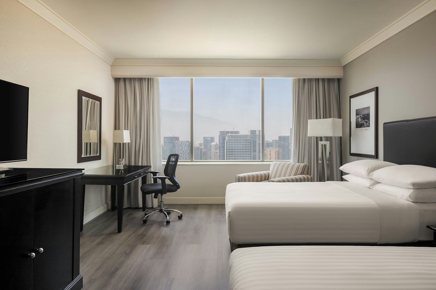 Santiago Marriott Hotel view 3