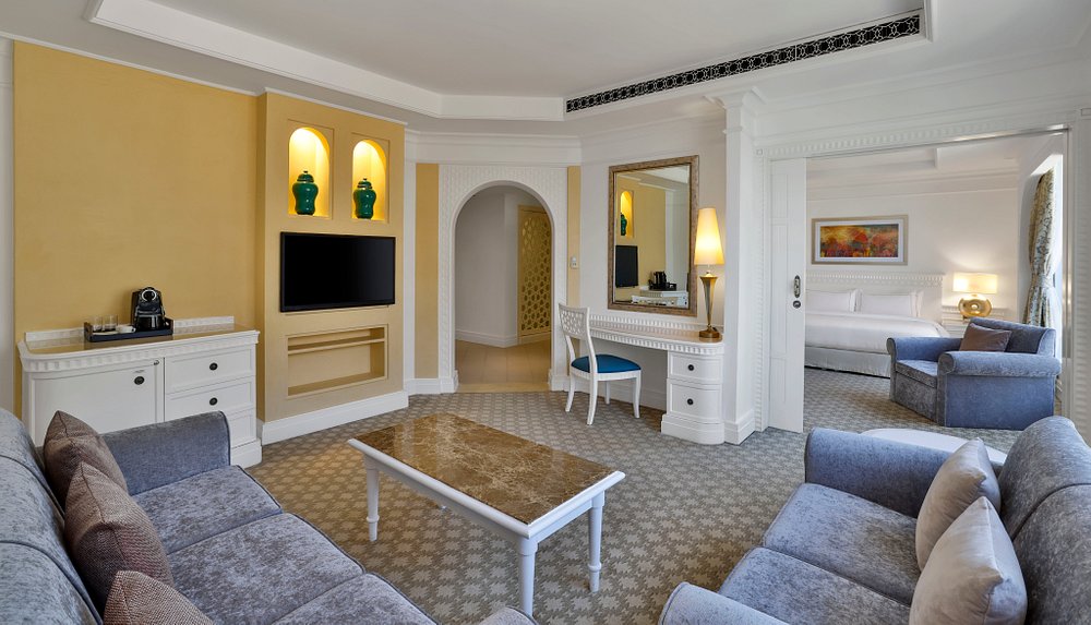 Habtoor Grand Resort, Autograph Collection view 4