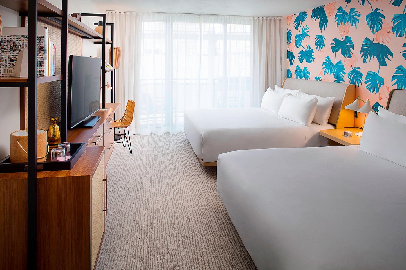 The Laylow, Autograph Collection view 3