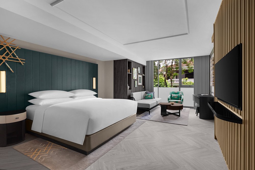 Madi Paidi Bangkok, Autograph Collection view 4