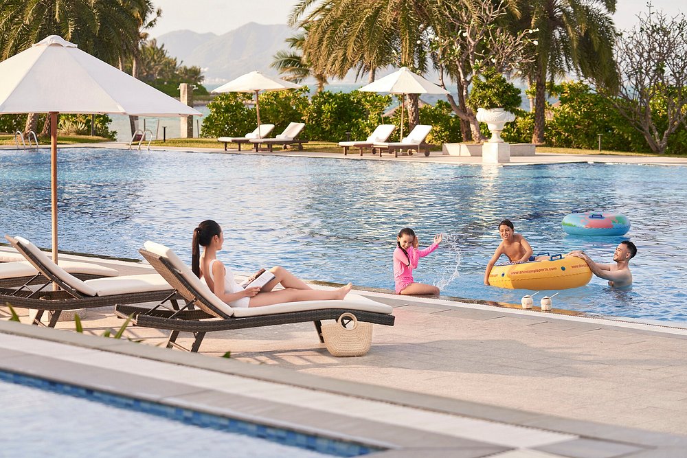 Nha Trang Marriott Resort & Spa, Hon Tre Island view 5