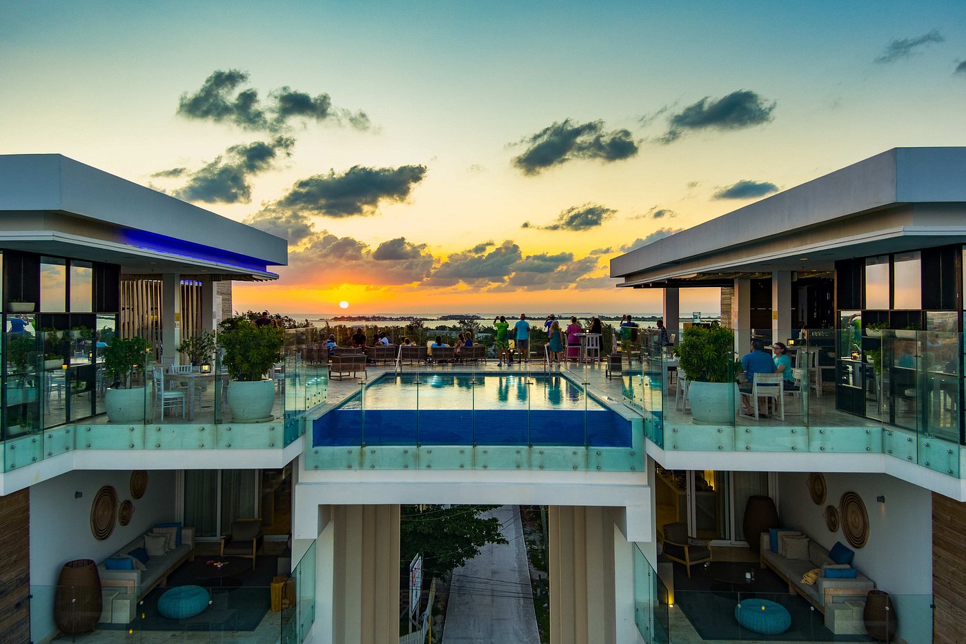 Alaia Belize Autograph Collection view 5