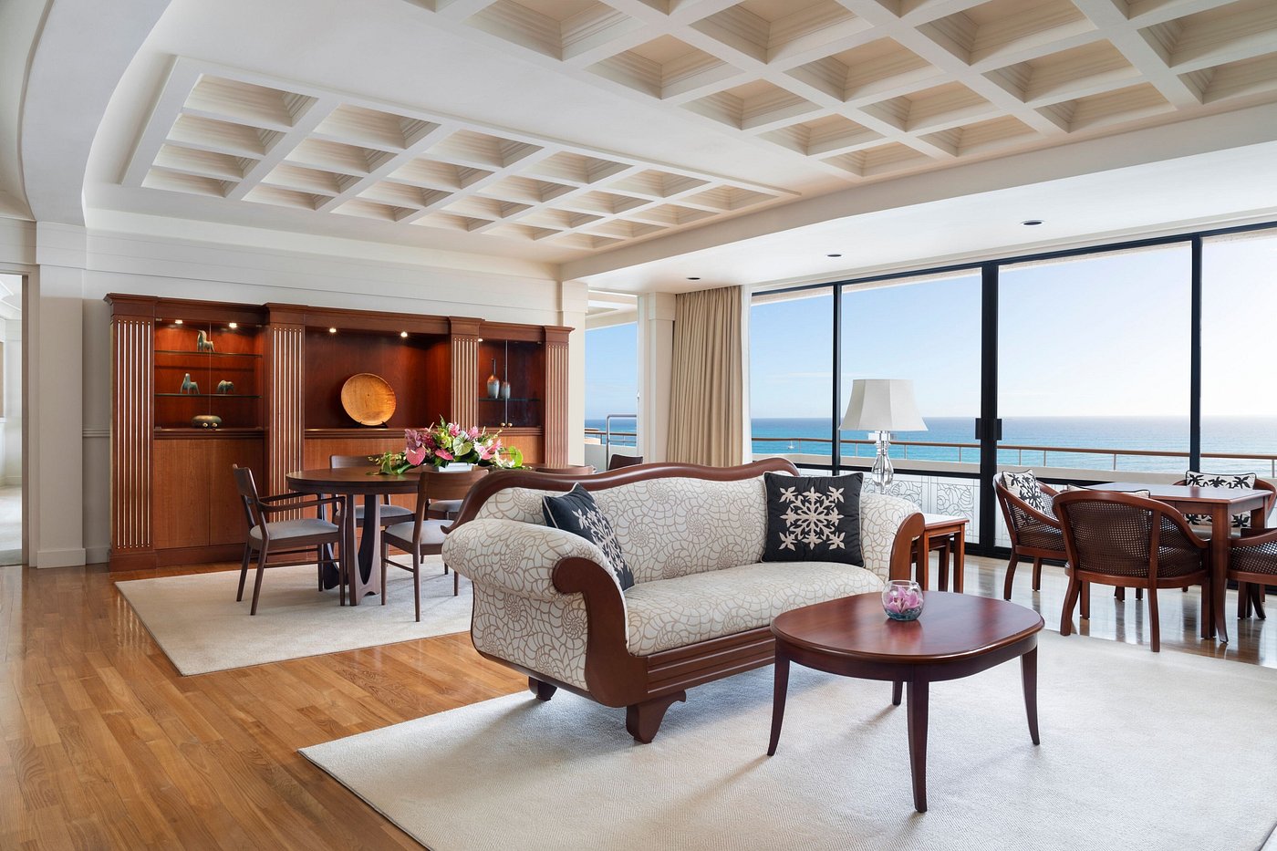 The Royal Hawaiian, A Luxury Collection Resort, Waikiki view 4